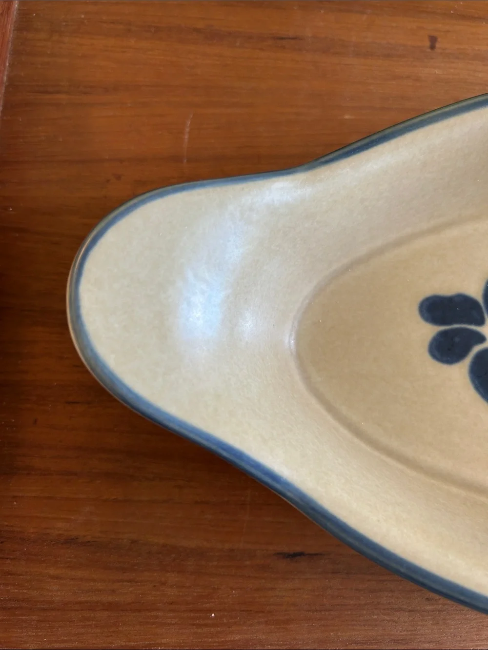 Vintage Pfaltzgraff “Folk Art” Stoneware Au Gratin Serving Dish. 22 oz